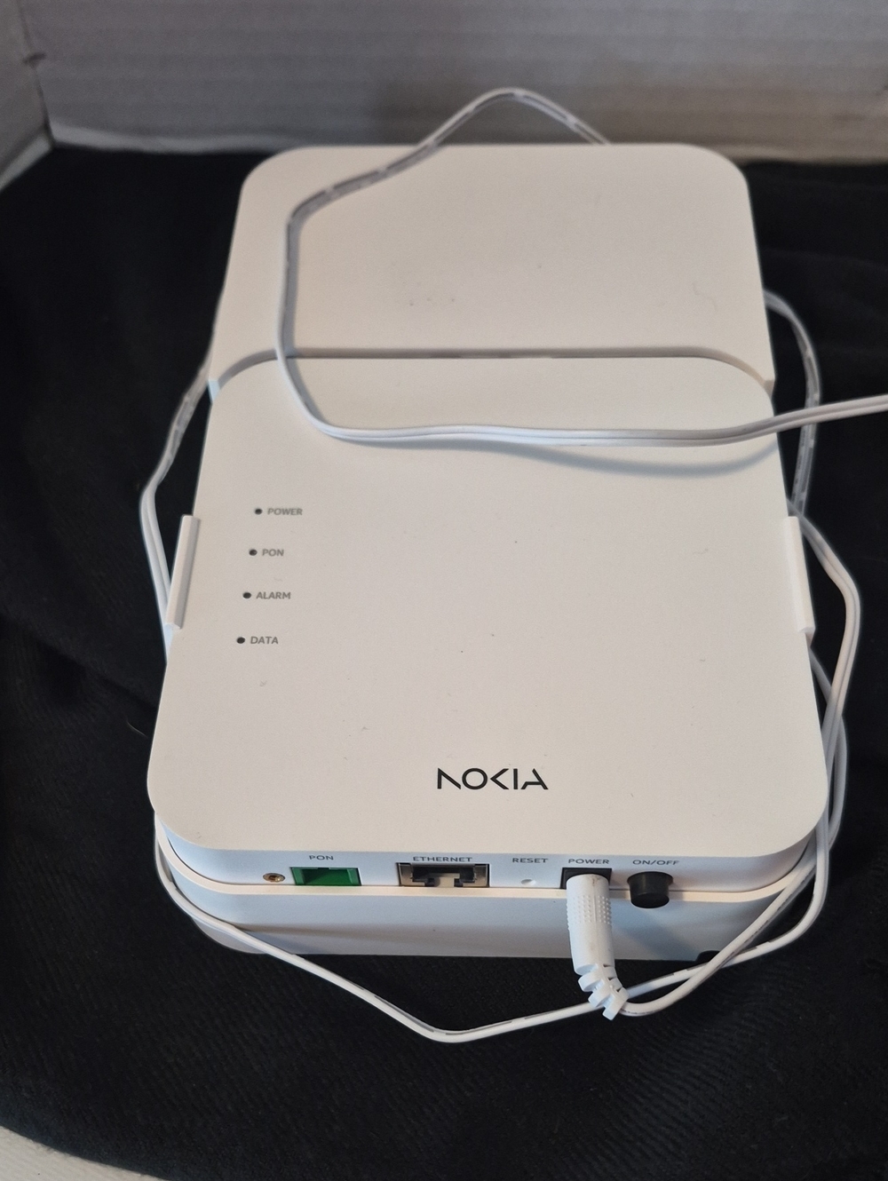 Nokia White Wall-Mountable Fiber Modem-Router Combo